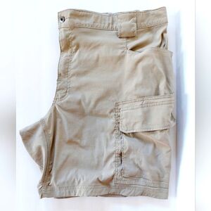 Khaki Dry on the Fly Relaxed Fit size 48 Cargo Shorts Duluth Trading Style #4620